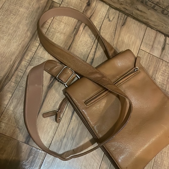 Vintage Fossil Messenger Crossbody - Picture 10 of 12